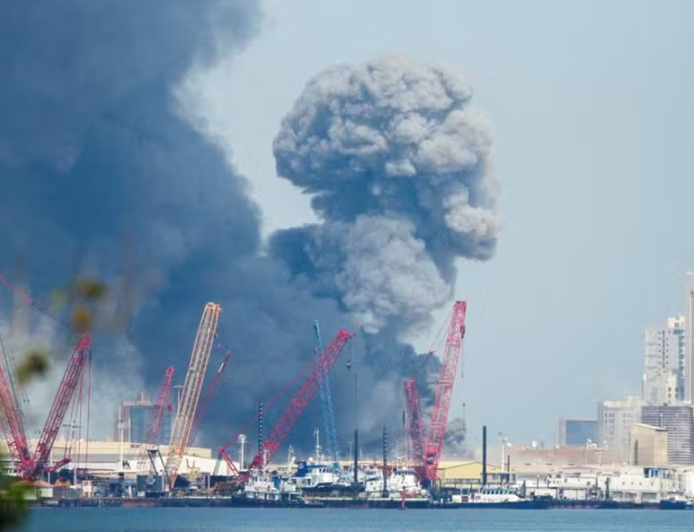 Irã bombardeia hotel de luxo em Dubai.
