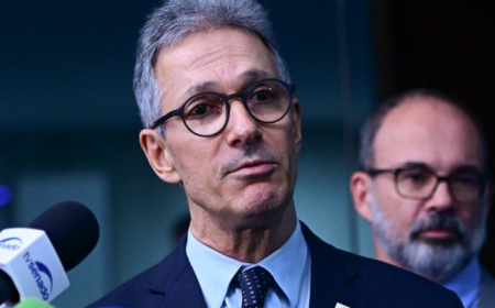 Zema corta 96% da verba de enchentes mas governo Lula libera ajuda às vítimas