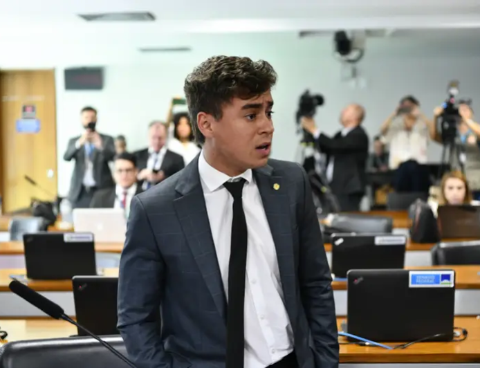 PESQUISA POPULAR. Nikolas Ferreira merece ser cassado?