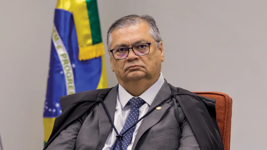 Flávio Dino bloqueia decisão da CPMI sobre quebra de sigilo ligada a Lulinha