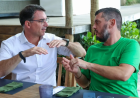 Três indicados por Flávio Bolsonaro foram presos por ligações com o Comando Vermelho
